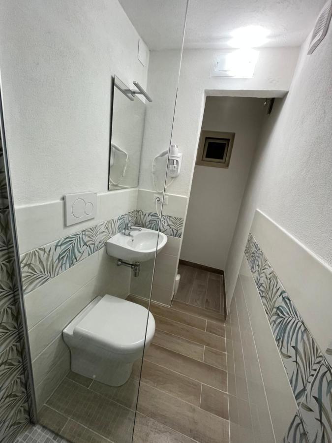 B&B Regina Rooms Avola Esterno foto