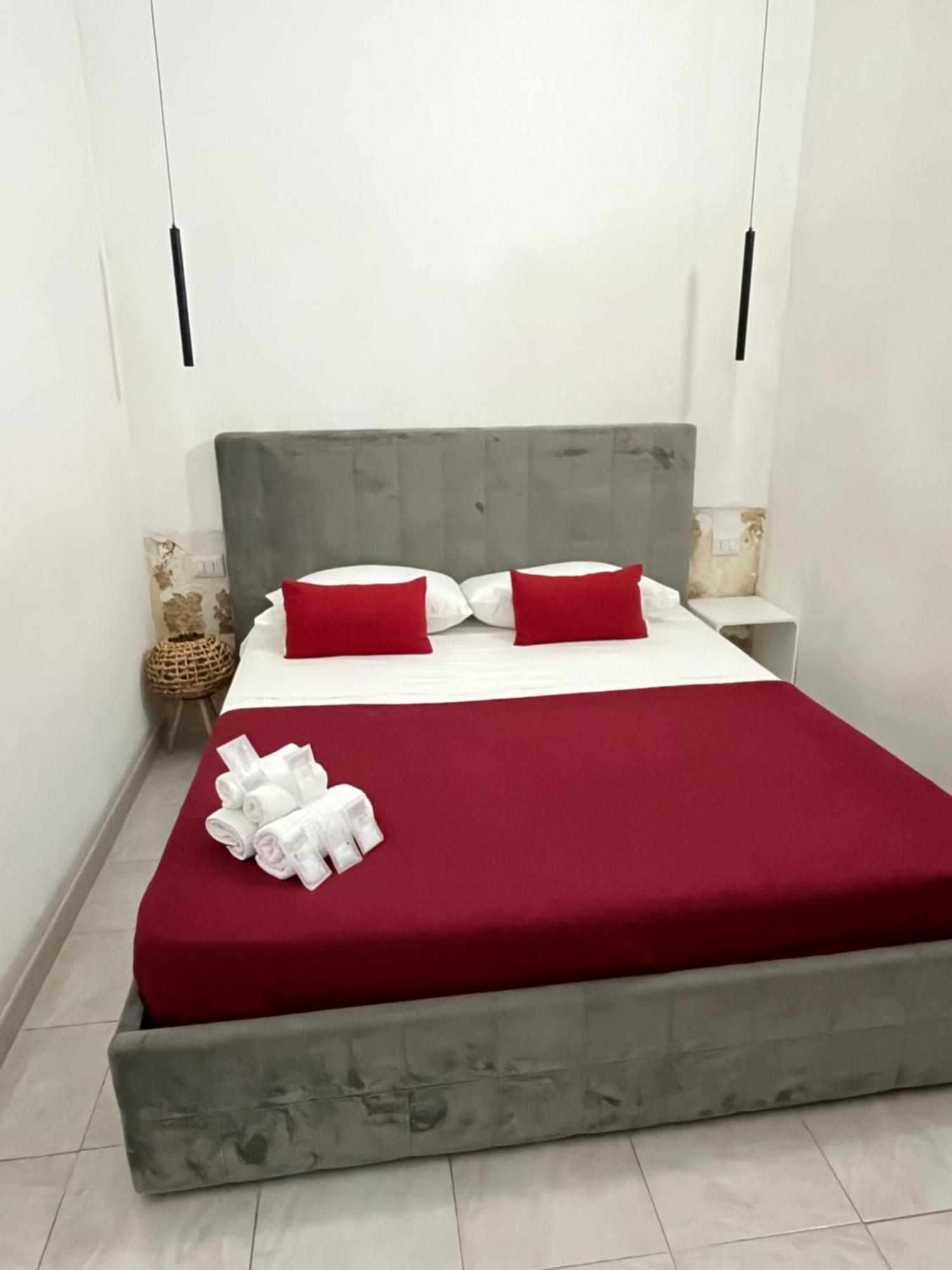 B&B Regina Rooms Avola Esterno foto