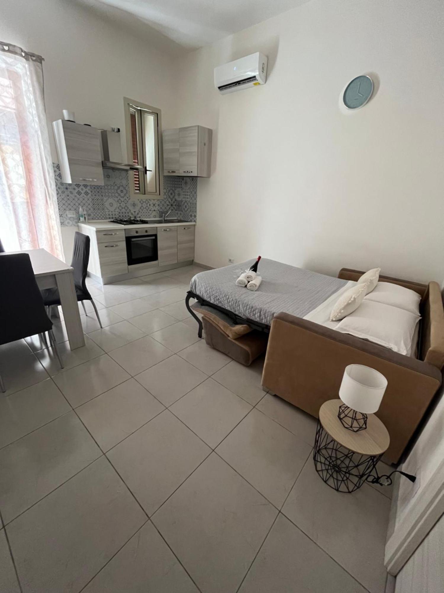 B&B Regina Rooms Avola Esterno foto